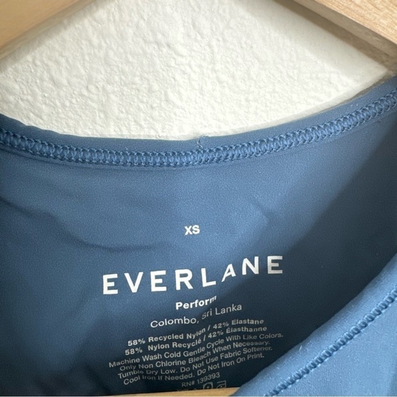 Everlane The Perform Tank – Blue (Size XS) - Picture 4 of 5